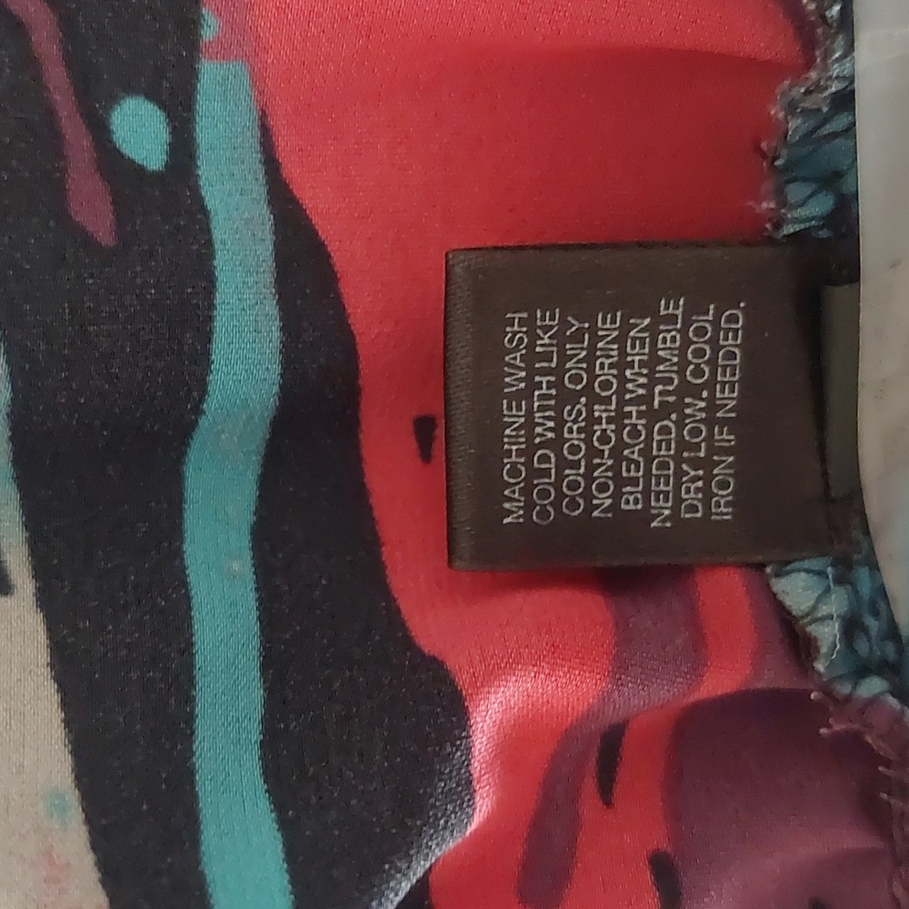 Express Pink and Blue Ruffle Front Top - Picture 6 of 9